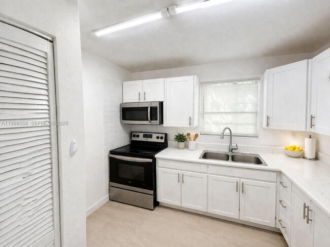 Building Photo - 15761 SW 303rd St