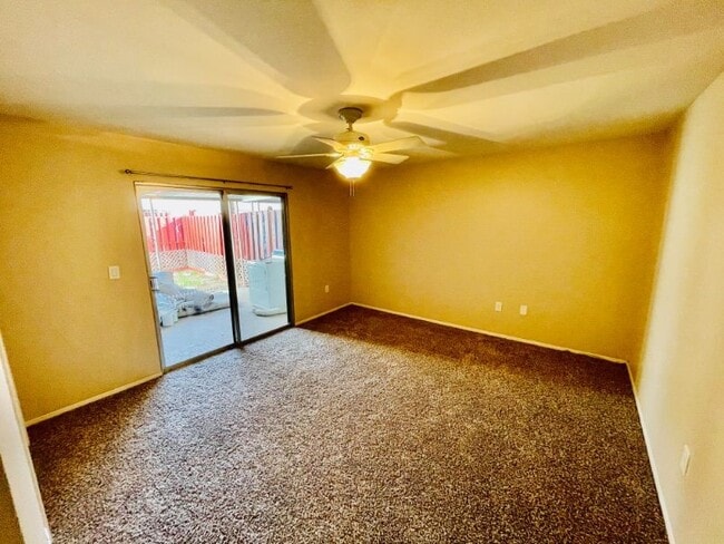 Building Photo - 27127 Sun City Blvd