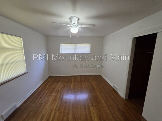 Building Photo - 99 Marlborough Rd