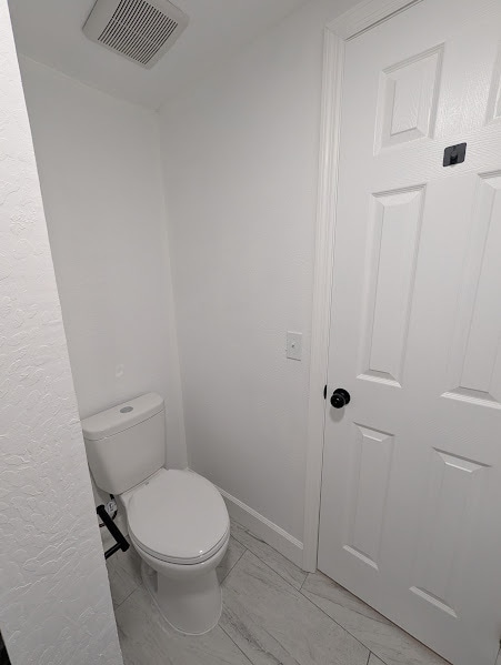 Building Photo - 1909 E 99th Ave