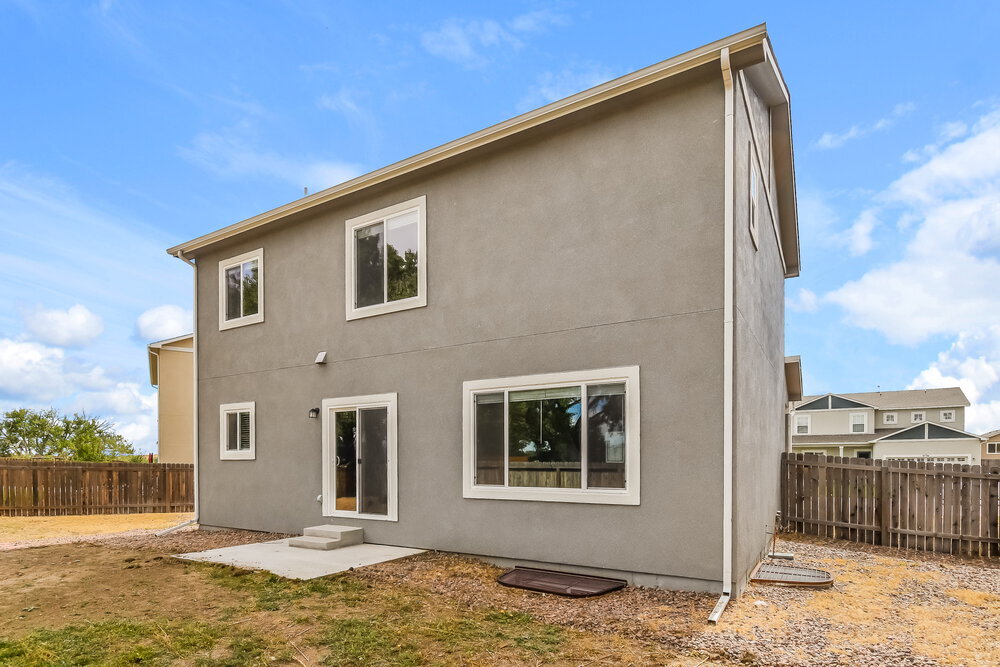 Building Photo - 9735 Desert Lily Cir