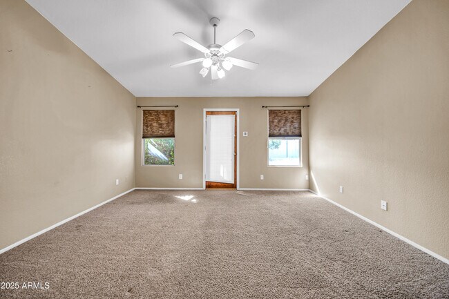 Building Photo - 5639 E Aire Libre Ave