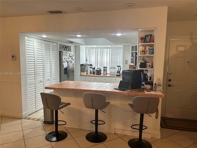 Building Photo - 11810 SW 80th St