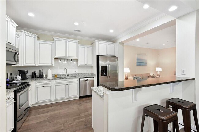 Building Photo - 510 Mariners Cir