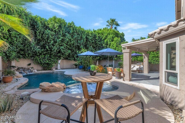 Building Photo - 9617 E Friess Dr