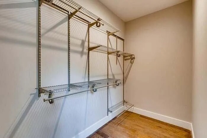 Building Photo - 816 Beechwood Ave SW