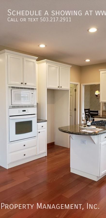 Building Photo - 14066 Chatham Ct