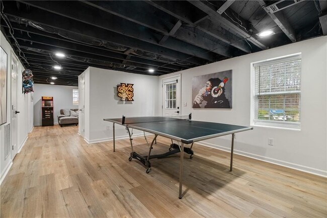 Building Photo - 2790 Sardis St