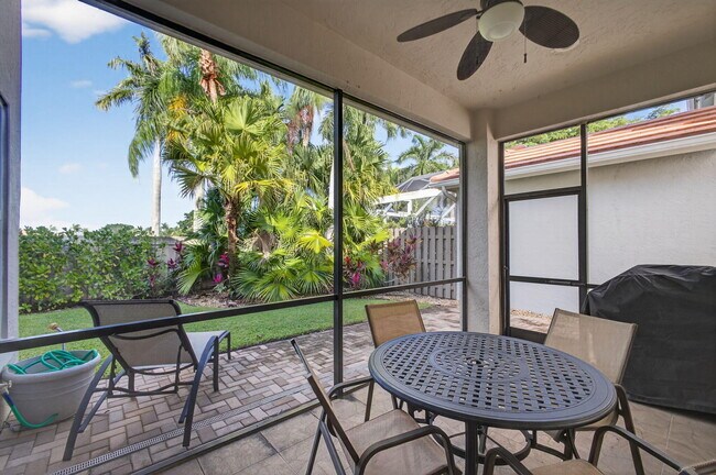 Building Photo - 8400 Heritage Club Dr