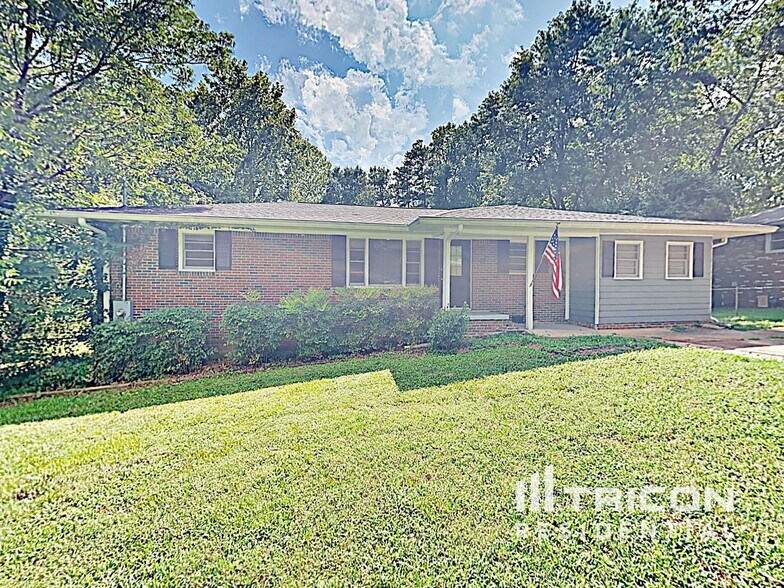 Building Photo - 4956 Sweet Valley Rd SW