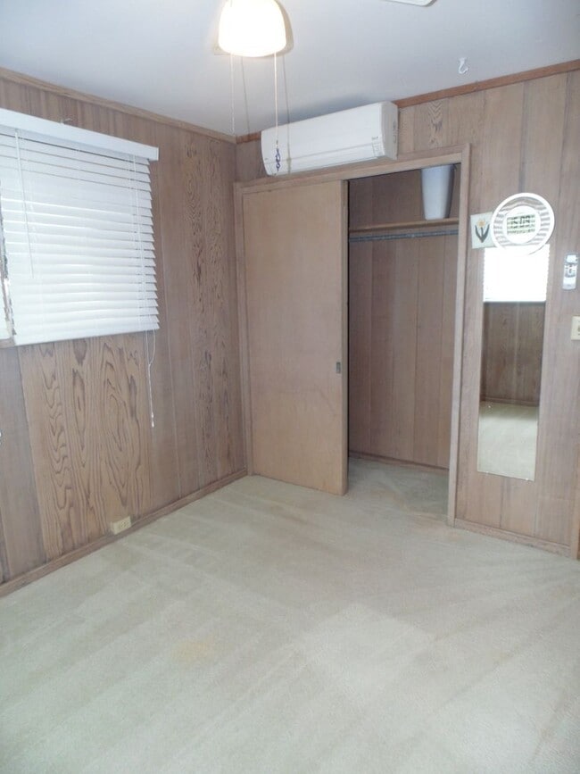 Building Photo - 1761 Maiha Pl