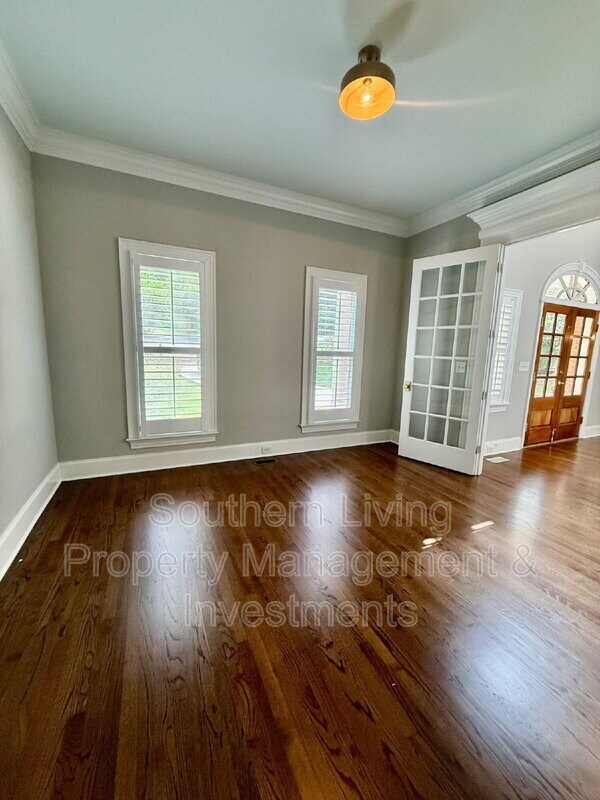 Building Photo - 1806 Asbury Hall Ct