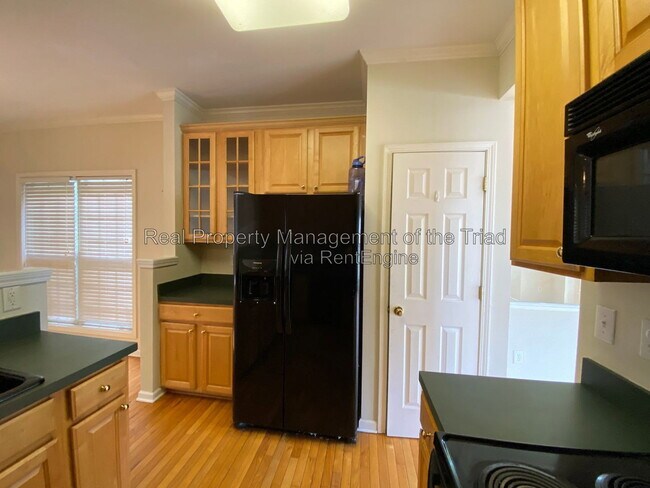 Building Photo - 5101 Ivystone Ln