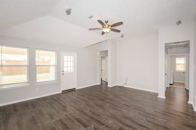 Building Photo - 863 Sierra Brook Ln