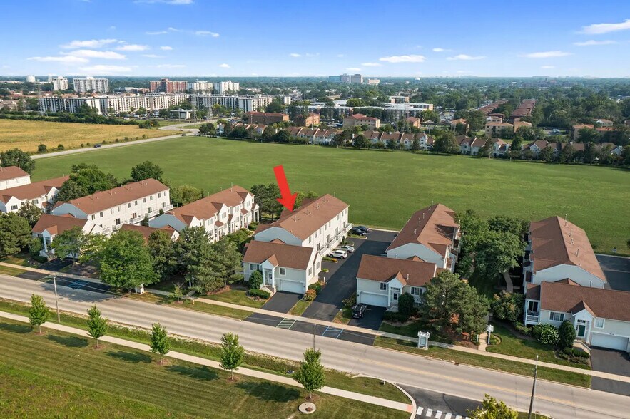 Building Photo - 9411 Harrison St