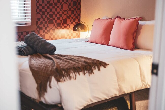 Building Photo - 12080 W 32nd Dr