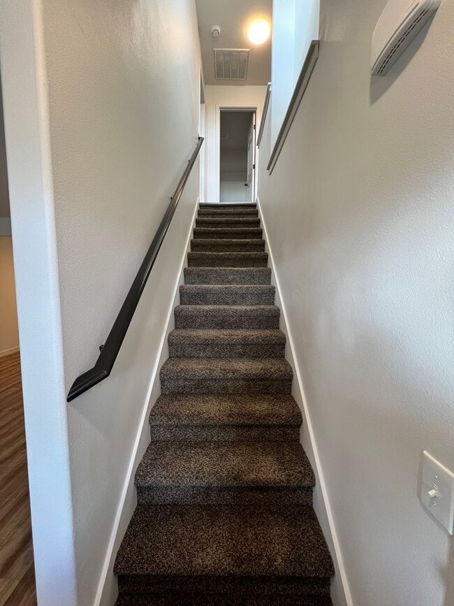 Building Photo - Fresh Paint and Flooring! Great Value and ...