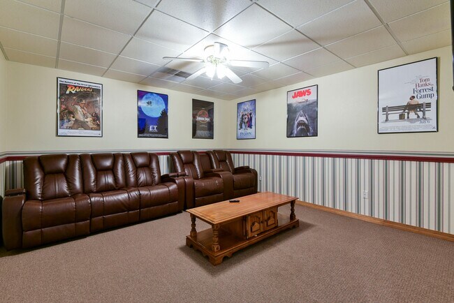 Building Photo - 5558 State Hwy 265