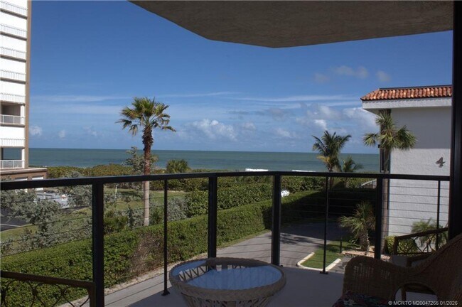 Building Photo - 325 Jimmy Buffett Mem Hwy