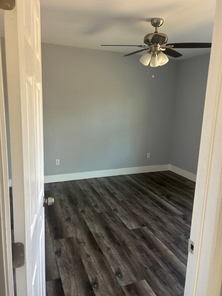 Building Photo - 10390 Don Pico Rd