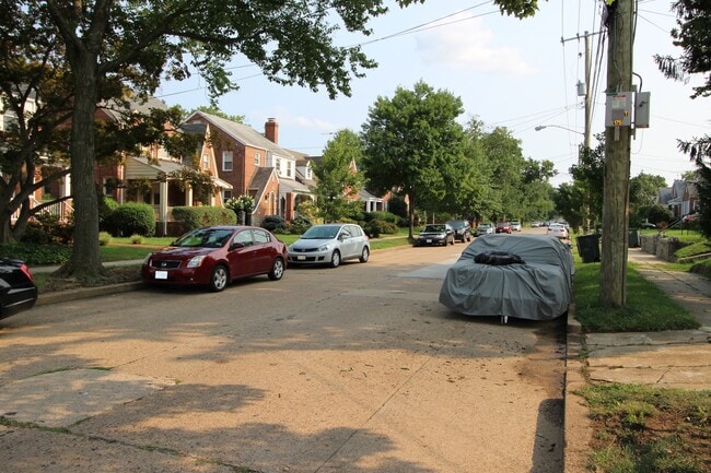 Building Photo - A Space for you and your's in Brookland! F...