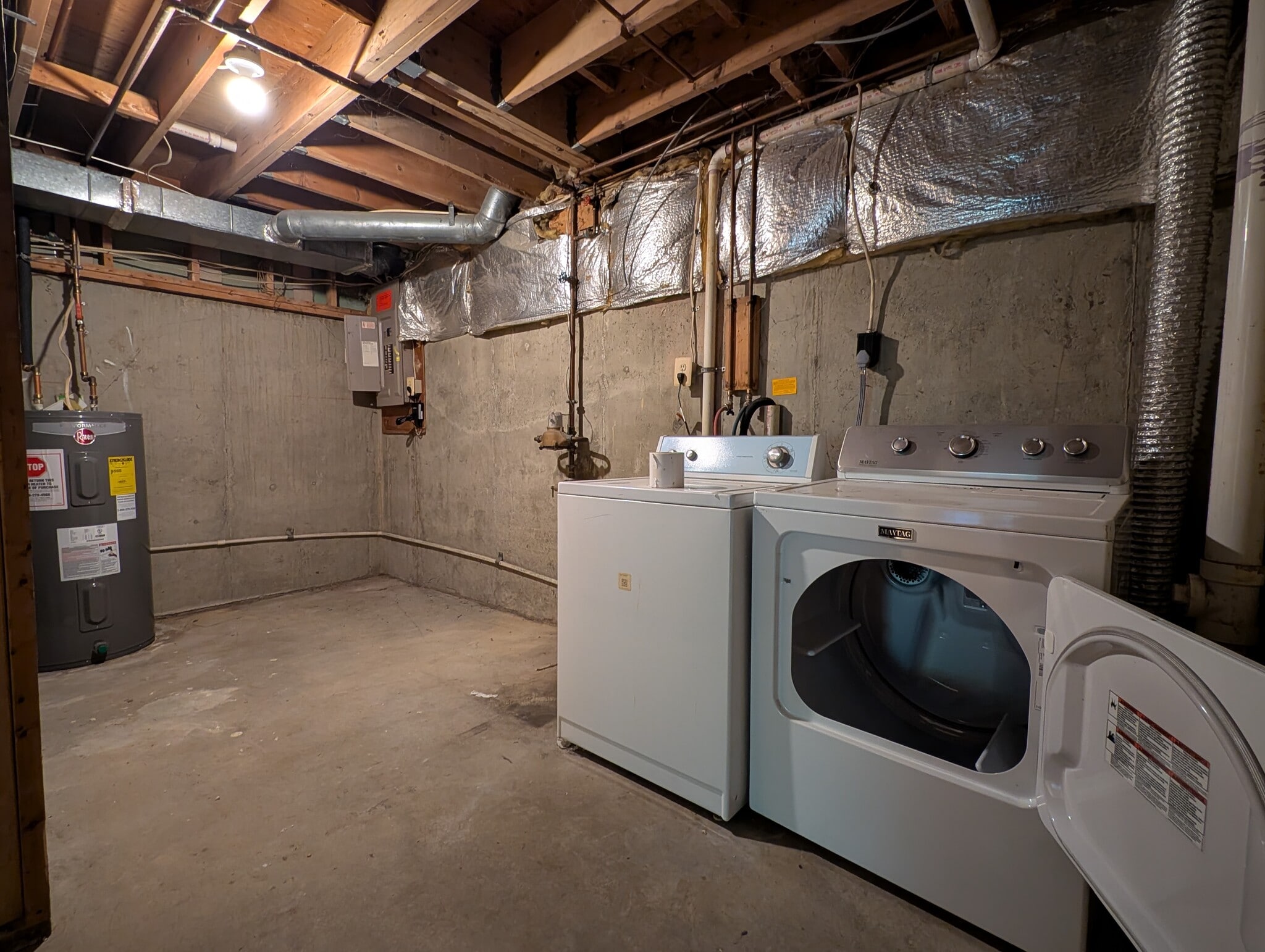 Building Photo - 3829 Water Drop Ct