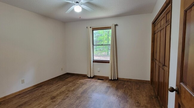 Building Photo - 3021 Puetts Chapel Rd
