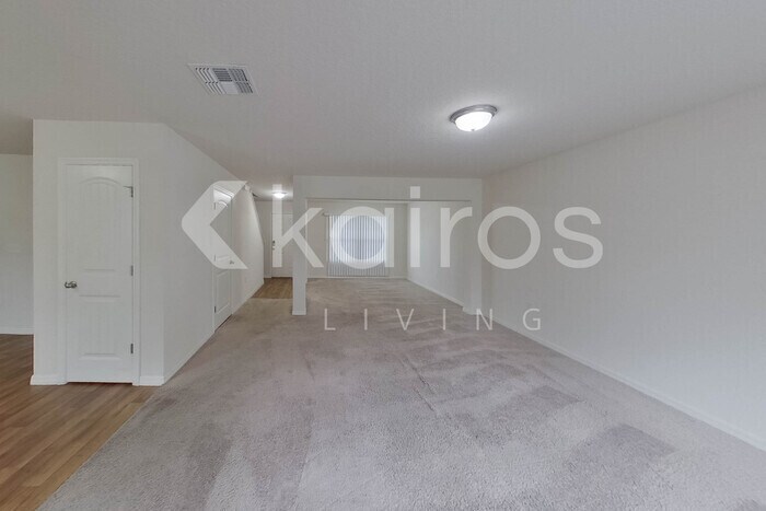 Building Photo - 94 Rolling Sands Dr