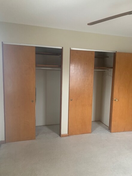 Building Photo - 2713 Riedling Dr