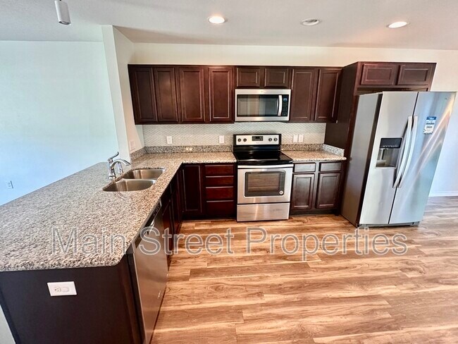 Building Photo - 10493 River Birch Dr