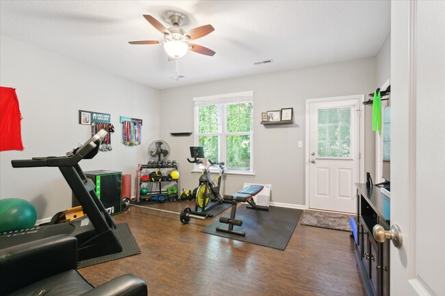 Building Photo - 105 Prosperity Ct