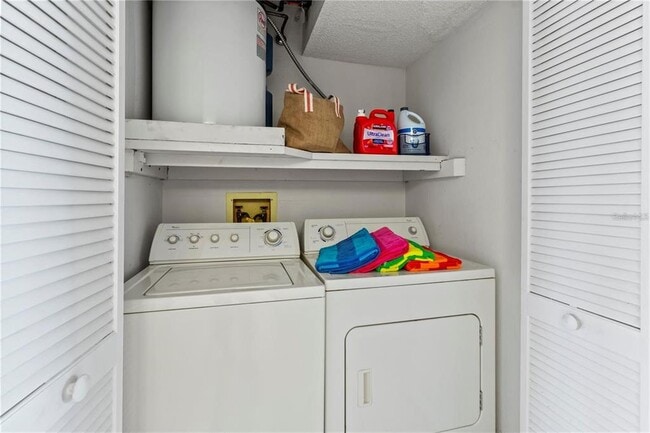 Building Photo - 6460 Mourning Dove Dr