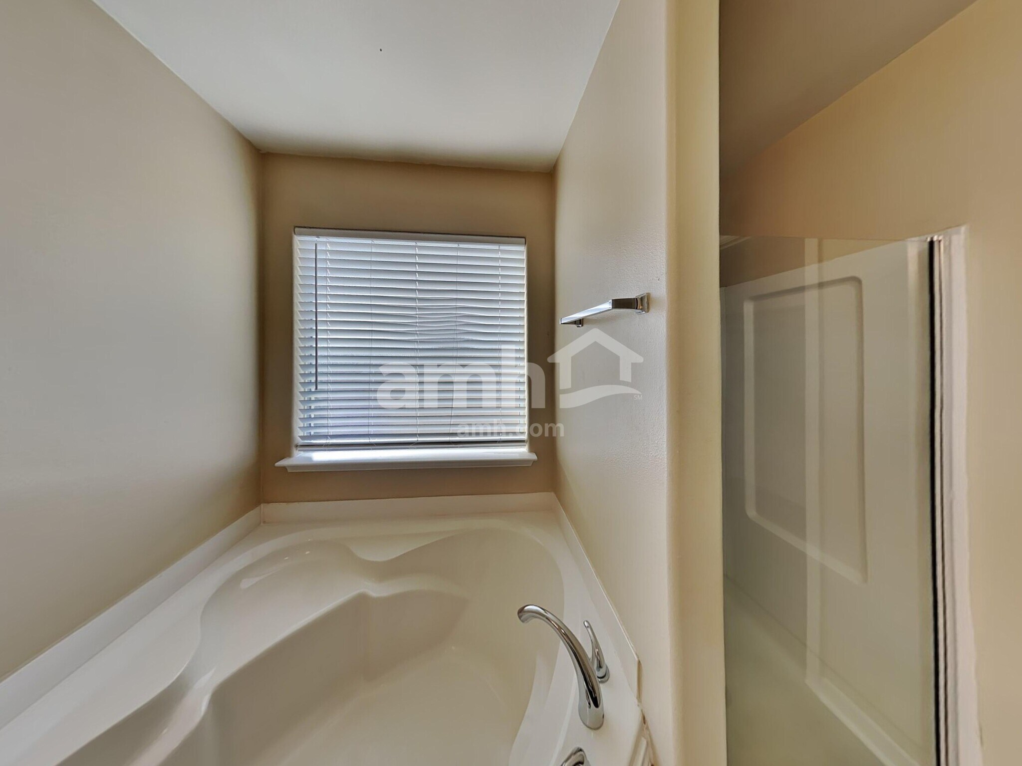 Building Photo - 28926 Village Creek Loop