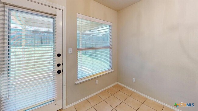 Building Photo - 5200 Lions Gate Ln