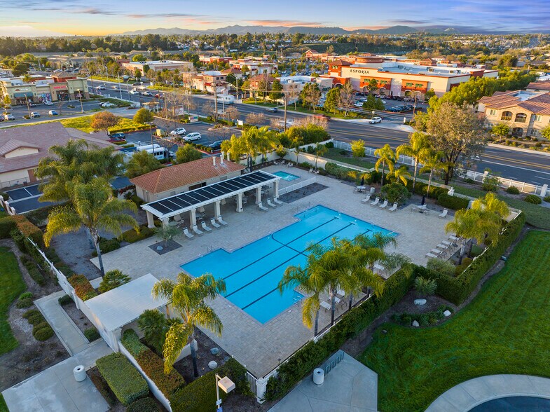 Building Photo - 40152 Valeriana Ct