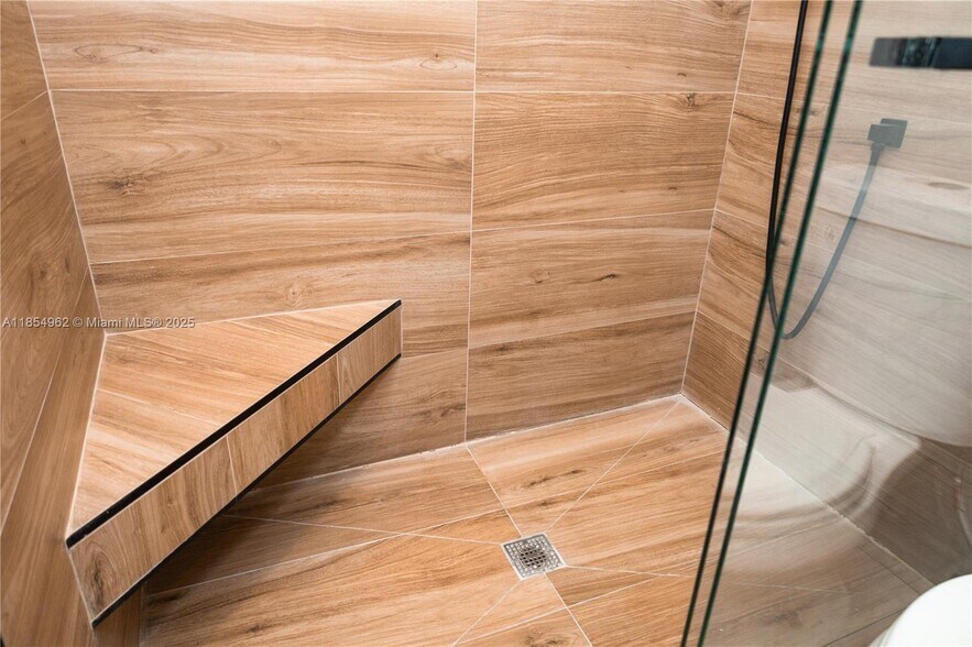 Building Photo - 224 Meridian Ave