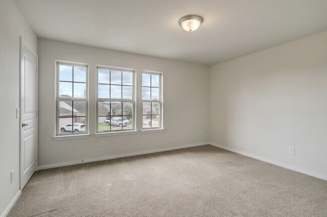 Building Photo - 16617 Conner Creek Ln