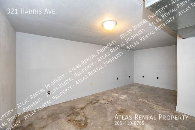 Building Photo - 321 Harris Ave