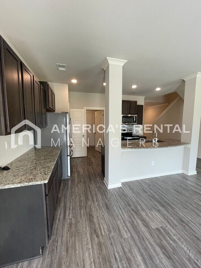 Building Photo - Home for Rent in McCalla!!! View with 48 Hours Notice!