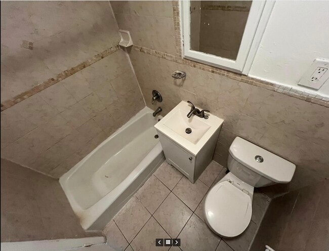 Building Photo - 21-23-23 E 17th St