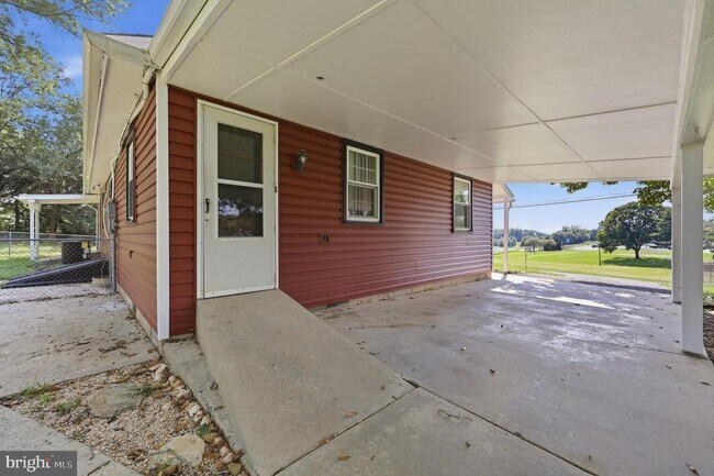 Building Photo - 4015 Jefferson Pike
