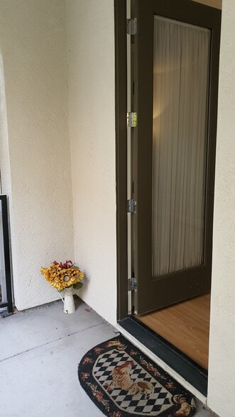 Building Photo - 1793 Hillebrant Plz