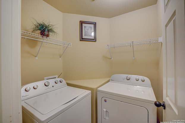 Building Photo - 398 Pecan Meadows