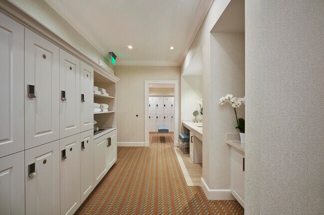 Building Photo - 1133 Crystal Dr