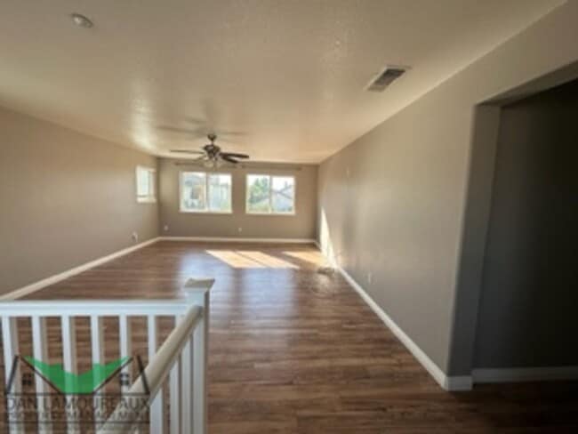 Building Photo - 1826 Lowe Dr