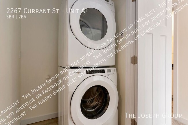 Building Photo - 2267 Currant St