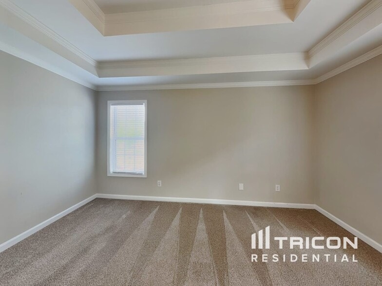 Building Photo - 9260 Carnes Estates Dr