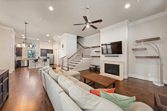 Building Photo - 1629 Upland Lakes