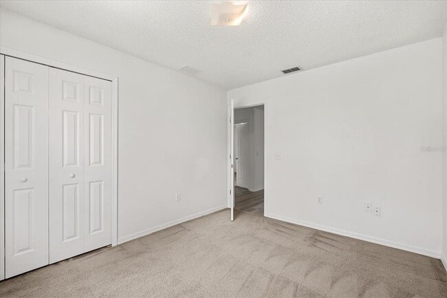 Building Photo - 521 Bromley Ct