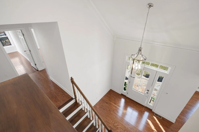 Building Photo - 1986 Willeo Creek Point